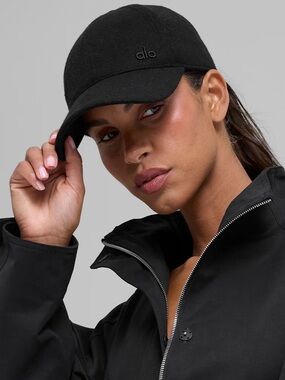 ALO Yoga Black Prestige Off-Duty Cap